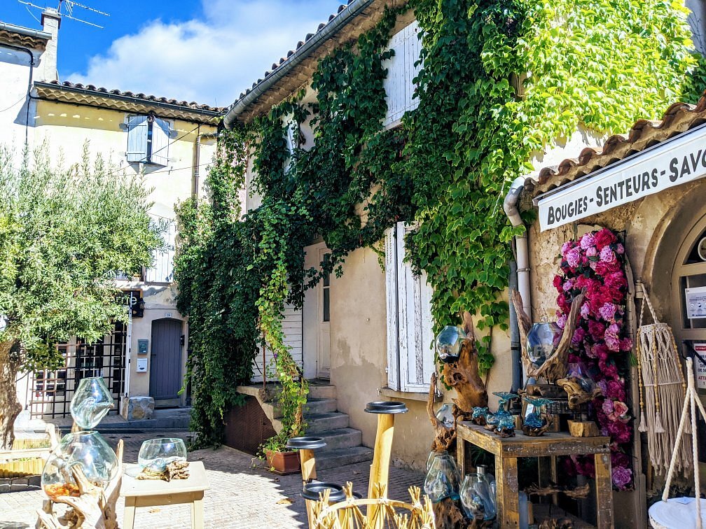 Ruelles du village